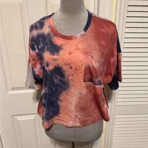SO TieDye Cropped Pocket Tee size medium